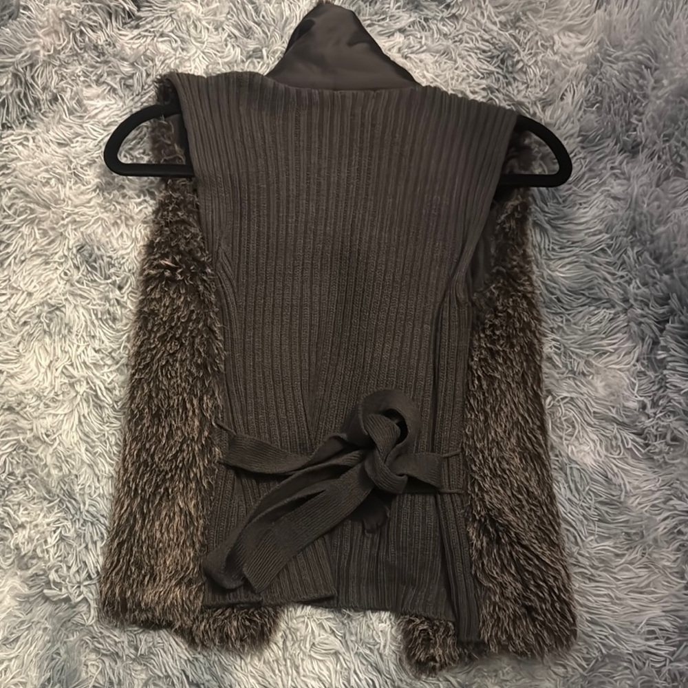 XOXO Brown and Gray Cozy Vest with Fluffy Texture - Picture 7 of 10